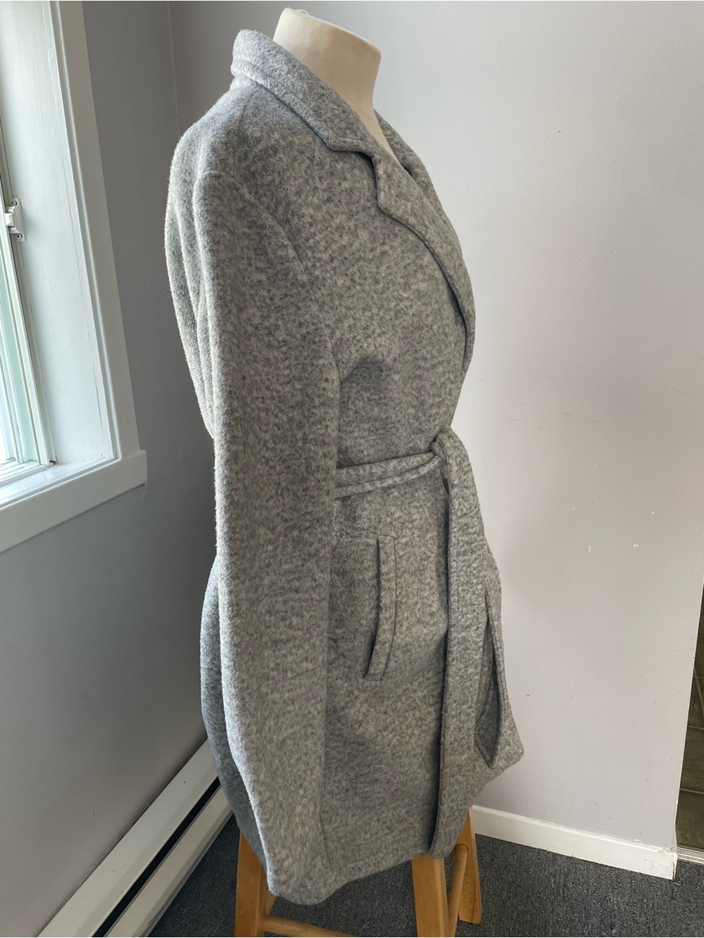 Vero Moda Gray Belted Wrap Coat Fall Jacket Size Large - Picture 3 of 9
